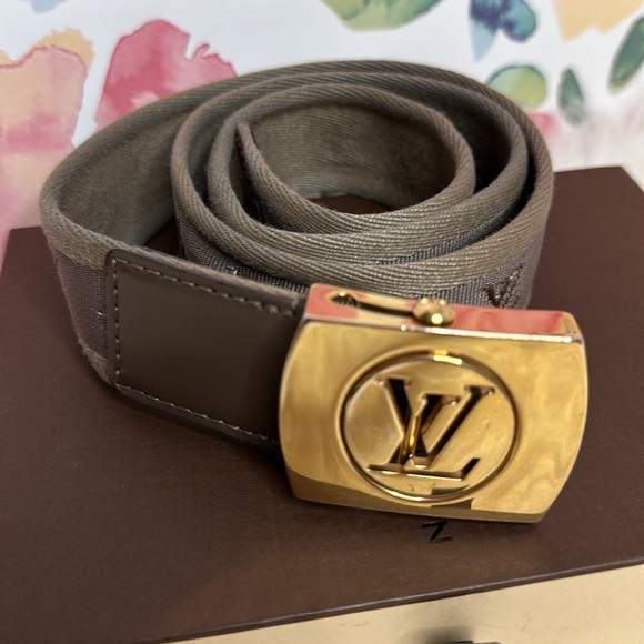 💯Authentic Louis Vuitton Monogram Canvas LV Cut Belt 80CM🍀 - Picture 14 of 15